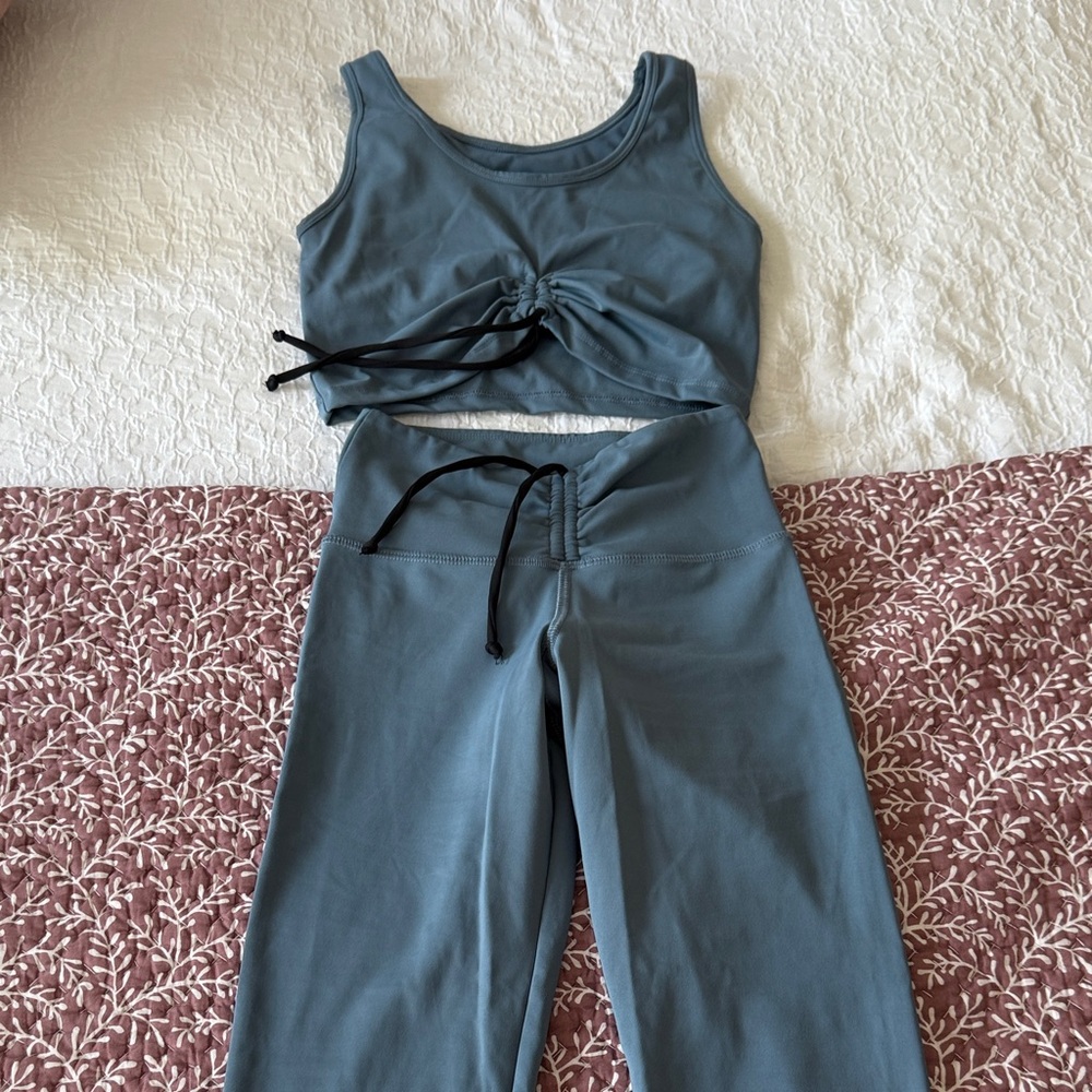 Strut This workout set